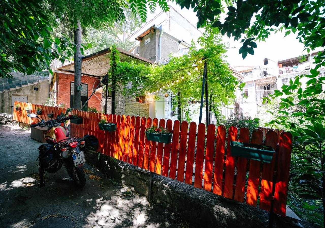 Old Vera Tbilisi Bagian luar foto